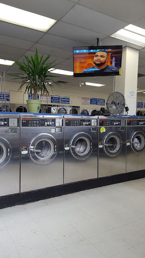 Family Wash Laundromat