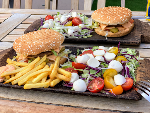 Photo 3 - Le Burger Royal