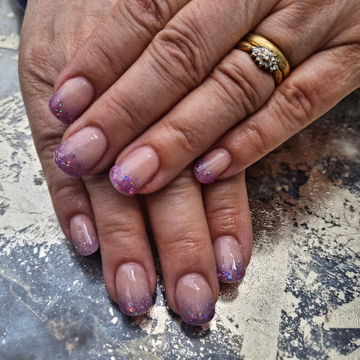 Masquerade Nails - Visual