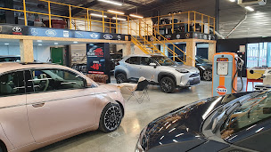 Photo n°3 de FRANCAUTO SAS à Saint-Laurent-des-Arbres (Vendeur de voitures d'occasion)