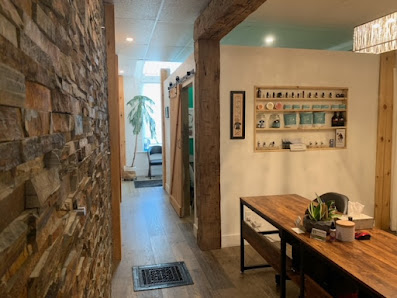 Oak & Acorn Wellness 118 Fairway Heights, Markdale, ON N0C 1H0, Canada