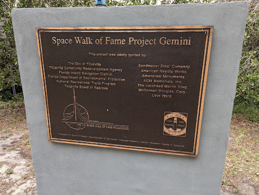 Gemini Monument - Visual