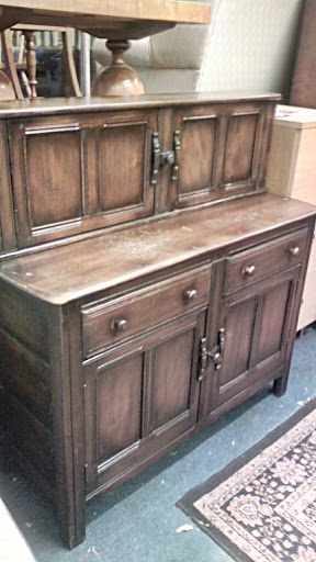 Coulsdon Furniture & Antiques - Thumbnail