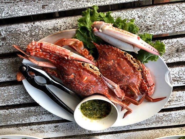 Laem Hin Seafood