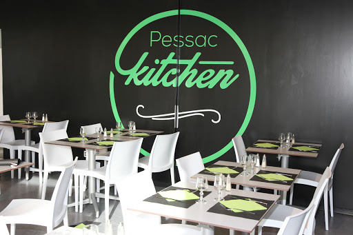 Pessac Kitchen - Thumbnail