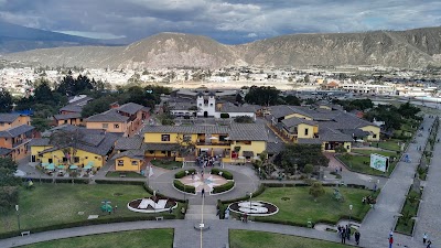 Photos of Plaza Equinoccial