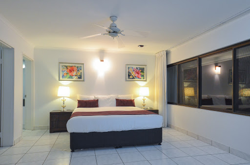 Roydon Beachfront Apartments - Thumbnail
