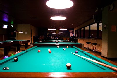 Viking Gameroom, Billiards & Bowling Alley