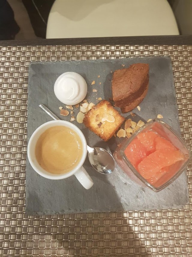 L'Authentique Restaurant