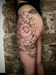 Photo n°13 de Twenty Four Tattoo Studio à Ajaccio (Salon de tatouage et piercing)