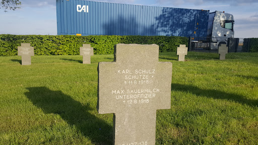VAUXBUIN FRENCH NATIONAL CEMETERY - Thumbnail