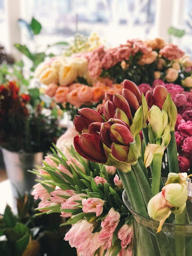 Charlotte's Florist and Gift Shop - Thumbnail
