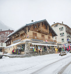 Photo n°6 de SPORT 2000 ROLLAND SPORT - Location ski Pralognan la Vanoise à Pralognan-la-Vanoise (Magasin d'articles de sports)