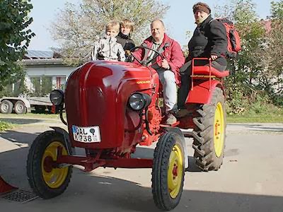 Photos of Oldtimer-Traktor-Vermietung Strobel