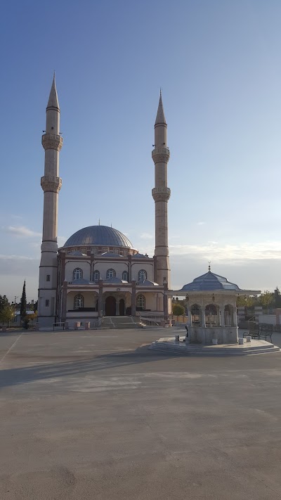 Şükrü Karapınar Cami