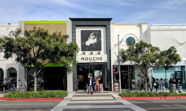 Mouche Gallery