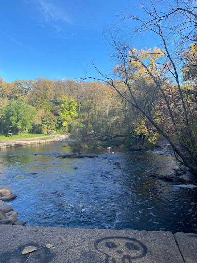Minnehaha Falls Lower Glen Trail - Thumbnail