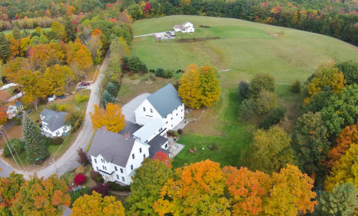 Highland Lake Inn - Thumbnail