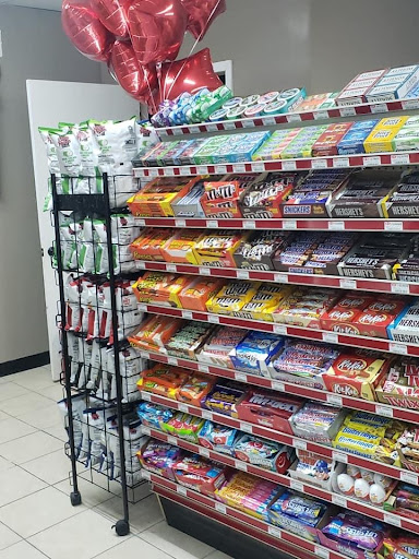 Nawf side package and convenience store - Thumbnail