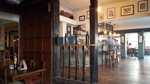 Oak Tavern & Tap House