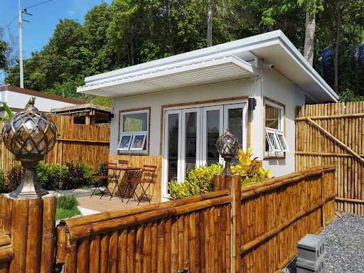 The Boulder Haad Khom