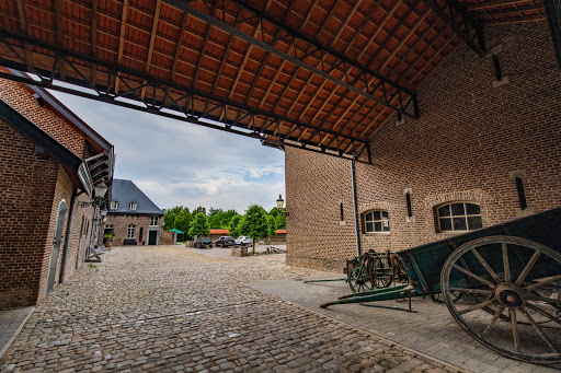 B & B Kasteelhoeve Borgharen - Maastricht - Thumbnail