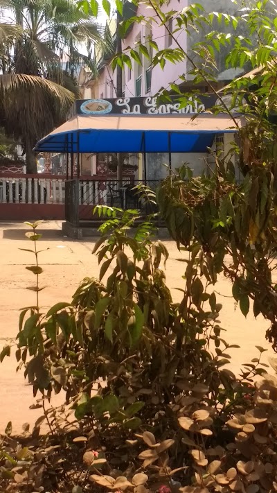 restaurant