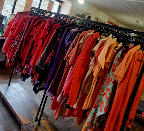 Photo n°9 de Les Puces à Poullaouen (Service de secours animalier)