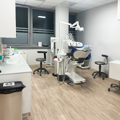 LUX MED Stomatologia Al. Jerozolimskie (Ochota) - stomatolog Warszawa