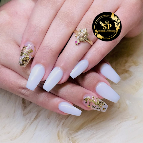 Sparkle And Pop Nails interior view