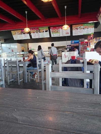 Photos of Cafeteria UVM Toluca