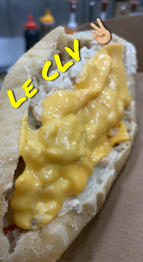 Photo 3 - Le Burger Royal