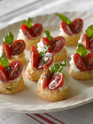 Lisa Dupar Catering by null