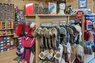 Photo n°18 de Ski Flash à Saint-Jean-d'Aulps (Magasin de vêtements de sport)