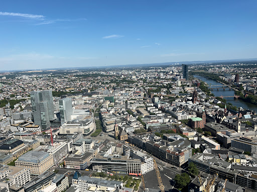 MAIN TOWER - Visual