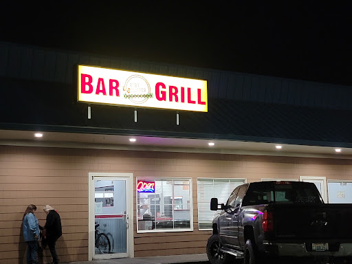 Ruby Slipper Bar and Grill - Visual