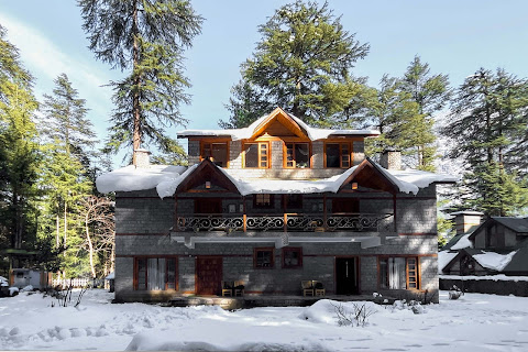 StayVista at Casa Bella Vista in Manali | 6 BHK Luxury Holiday Home by null