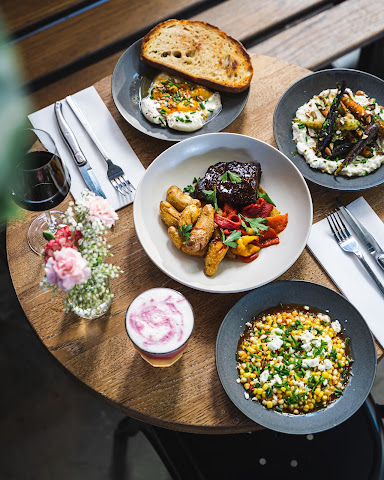 Isla & Co. - Williamsburg by null