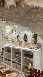 Photo n°13 de L'appart Des Filles à Barjac (Magasin de vêtements)