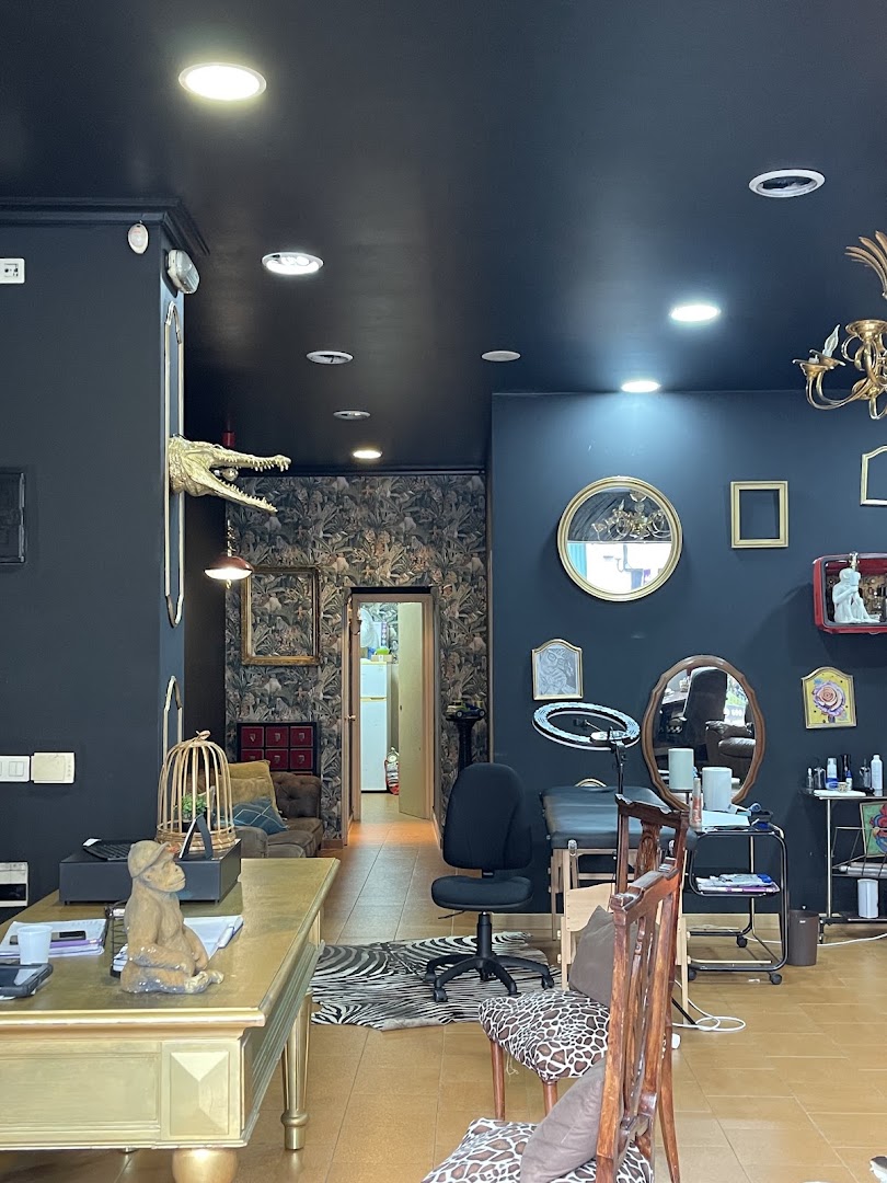 Safir tattoo piercing micropigmentacion vigo