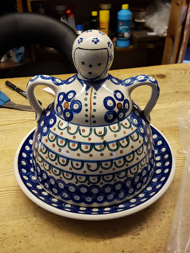 A1 Antik Snurrepiben ApS - Møbelforretning