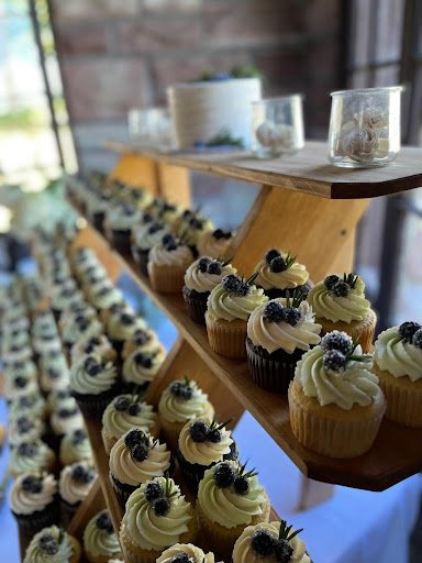 KennieCakes & Confections Gallery - United States