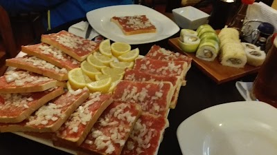 Photos of ANTOJO VALDIVIANO