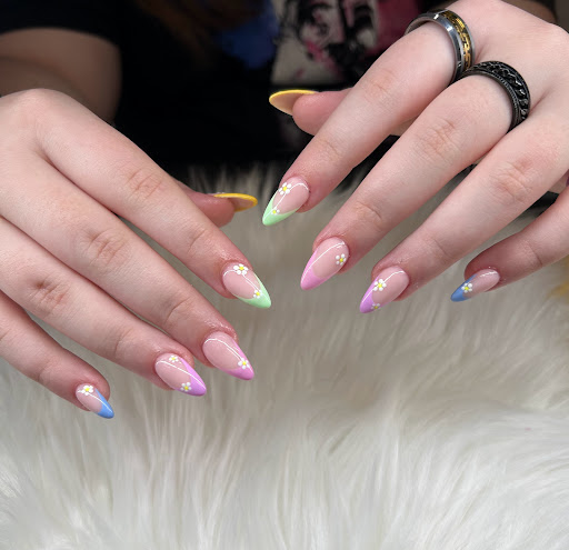 Haly Nails - Visual