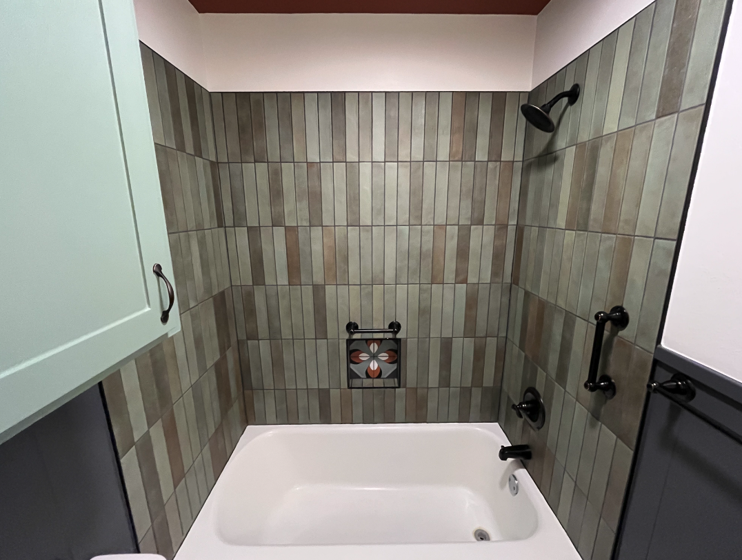 Good Company Construction in Bryan, TX - Tub Reglazing Services