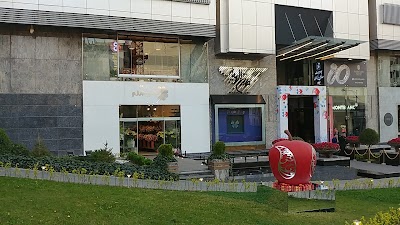 Photos of Modern Elahiyeh Shopping Center