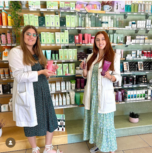 Farmacia Pomari Gallery - Italy