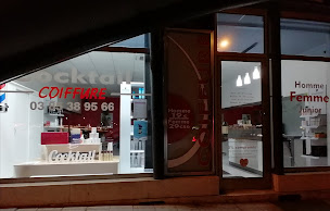 Photo n°8 de Cocktail Coiffure à Mâcon (Magasin de perruques)