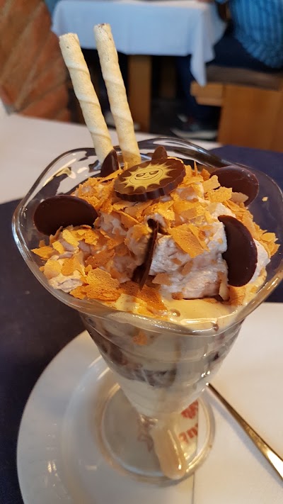 Photos of Backstube - Caf&eacute;-Confiserie Huber