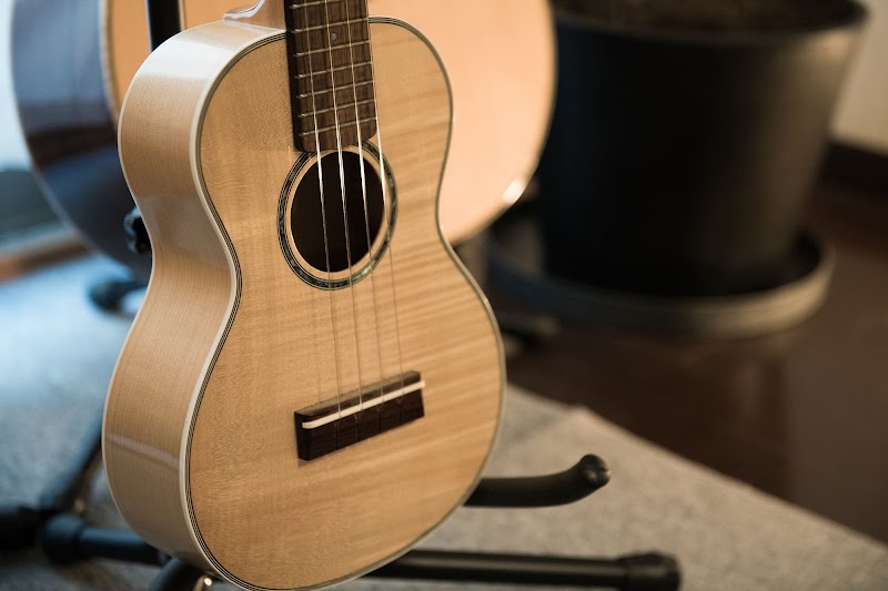 西川ギター＆ウクレレ教室